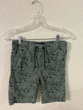 Sovereign State Men's Olive Green Paint Splatter Print Elastic Waist Shorts